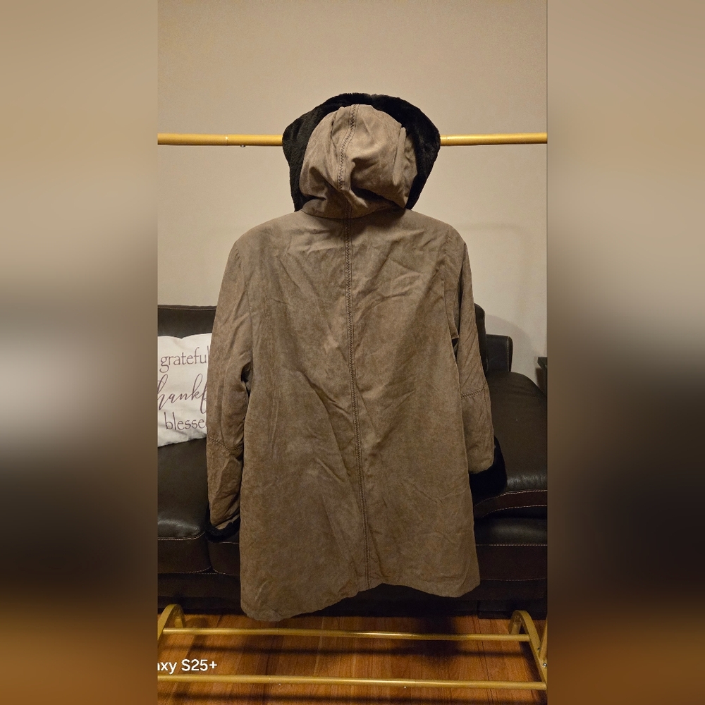 Women's Brown Coat - Picture 2 of 3
